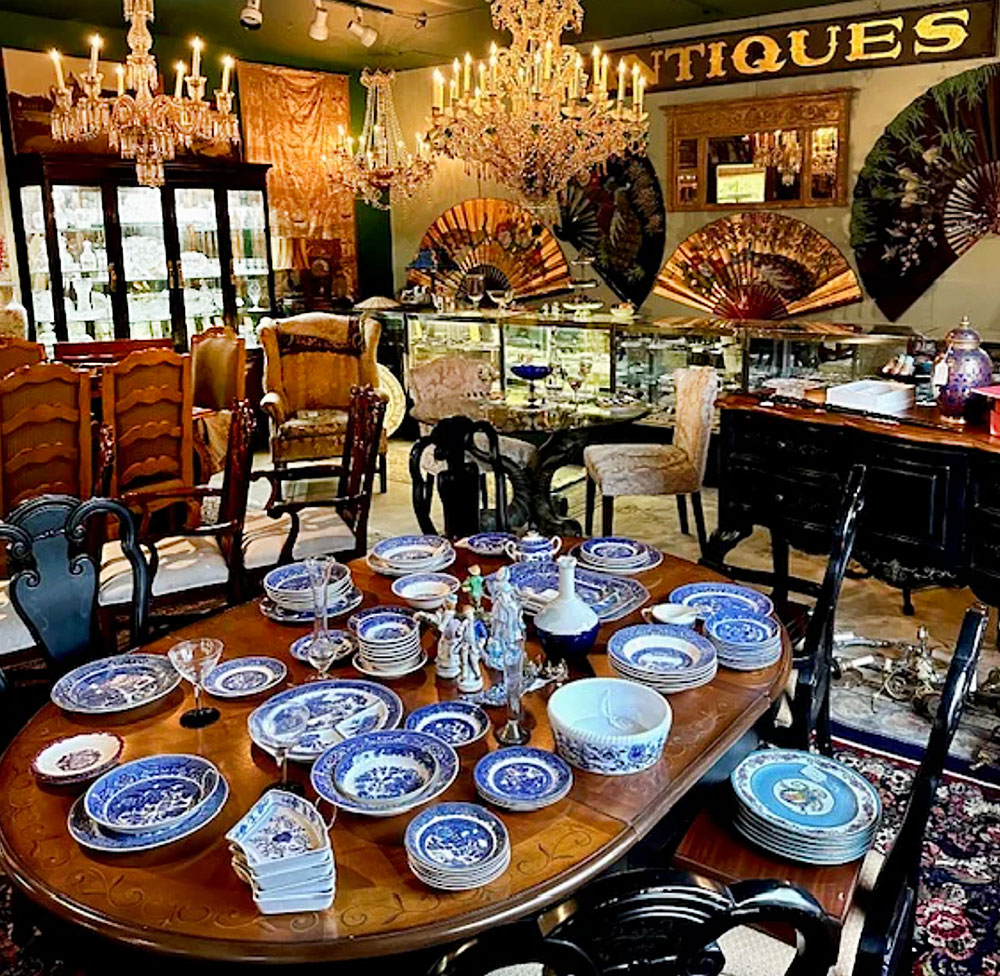 Blue Dolphin Antiques Group, Northport, Maine