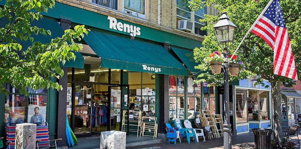 Renys storefront in Bath, Maine